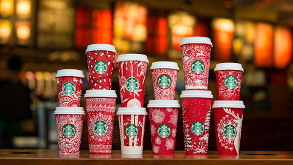 Starbuck luôn có những bao bì Giáng Sinh nổi bật vào mùa Noel mỗi năm  